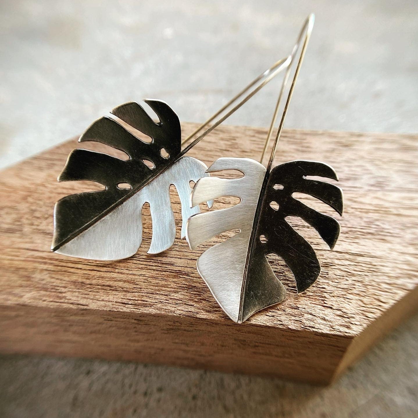 Monstera Earrings