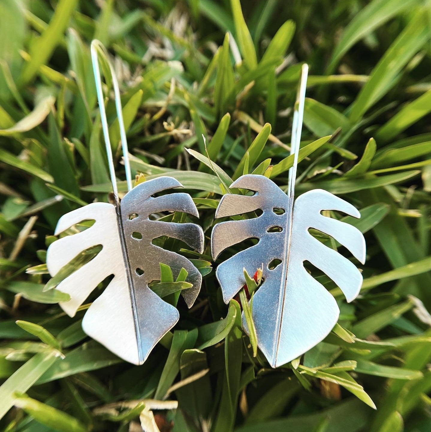 Monstera Earrings